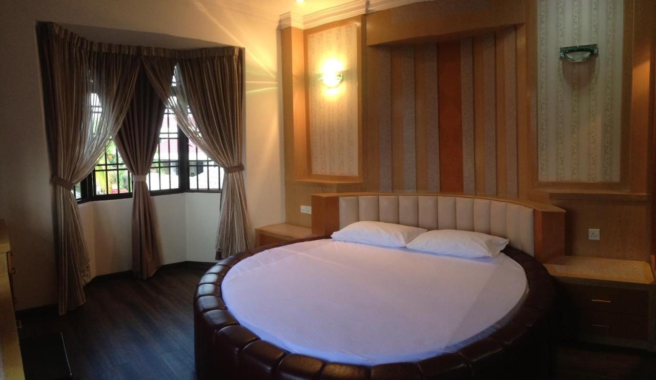 Homestay Muar Exteriör bild