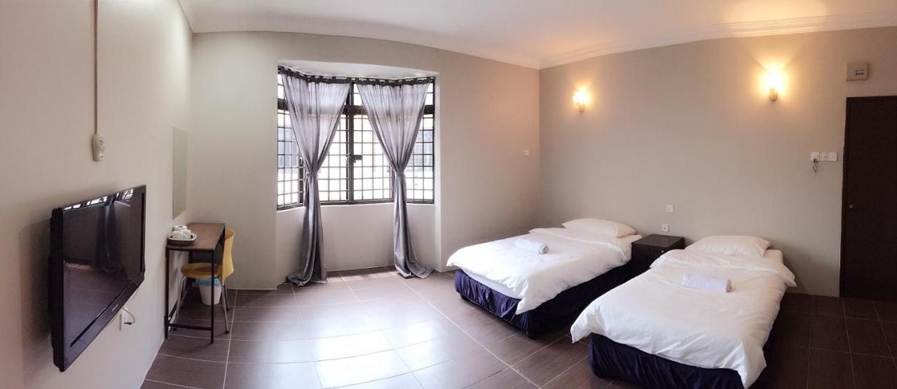 Homestay Muar Exteriör bild