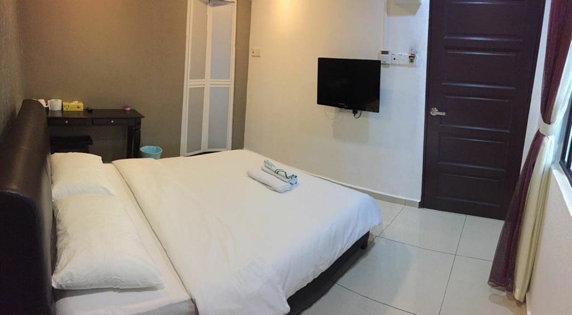 Homestay Muar Exteriör bild